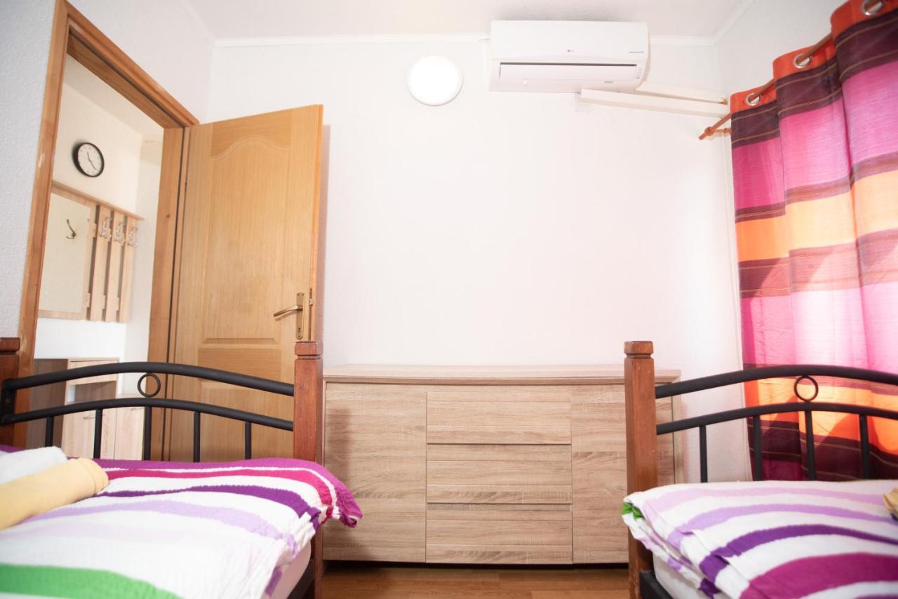 Apartmens Leona Daire Karlobag Dış mekan fotoğraf