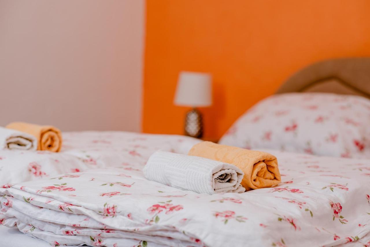 Apartmens Leona Daire Karlobag Dış mekan fotoğraf