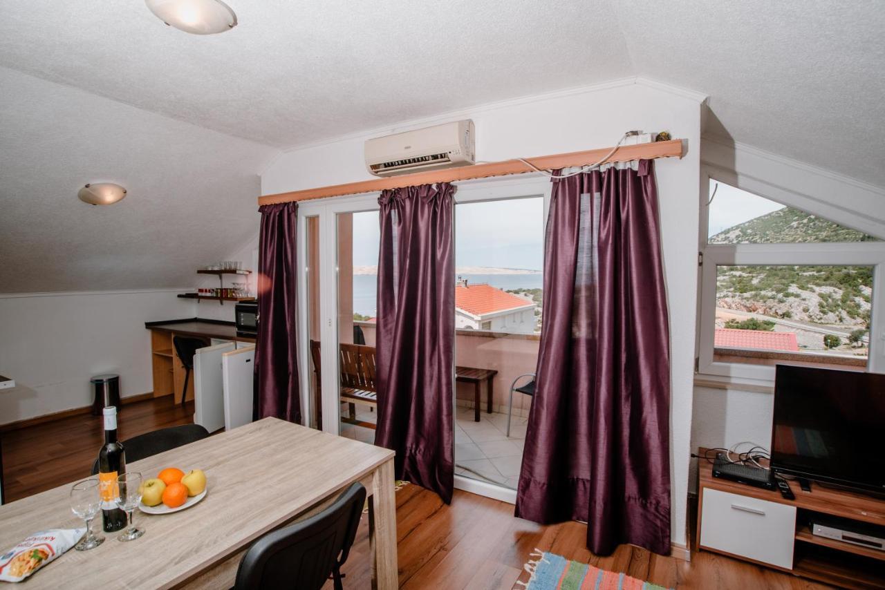 Apartmens Leona Karlobag Dış mekan fotoğraf