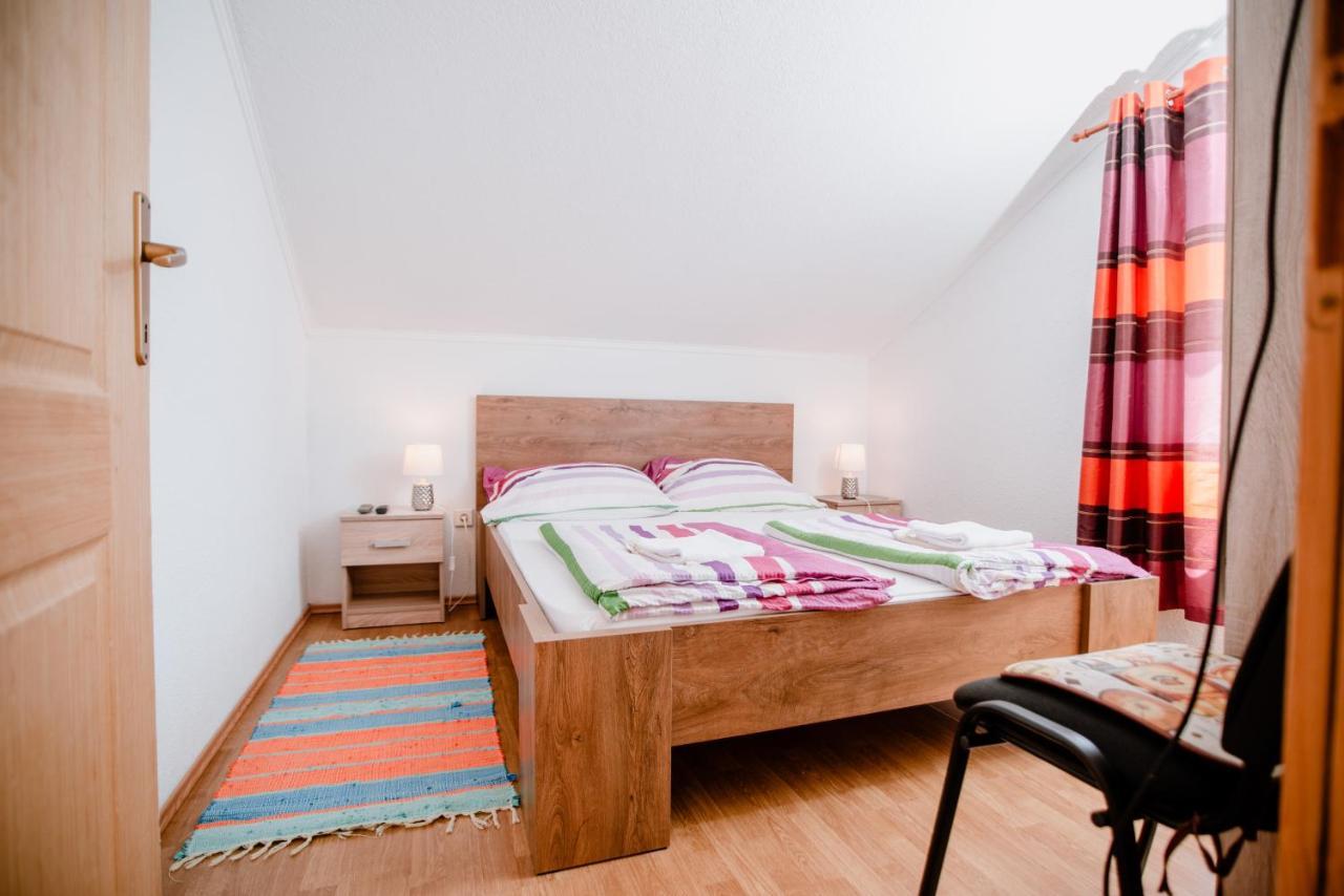 Apartmens Leona Daire Karlobag Dış mekan fotoğraf